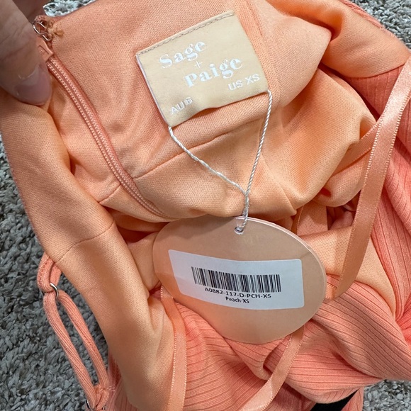 Sage + Paige peach midi dress, size extra small NWT twist front summer spring xs - Picture 4 of 4